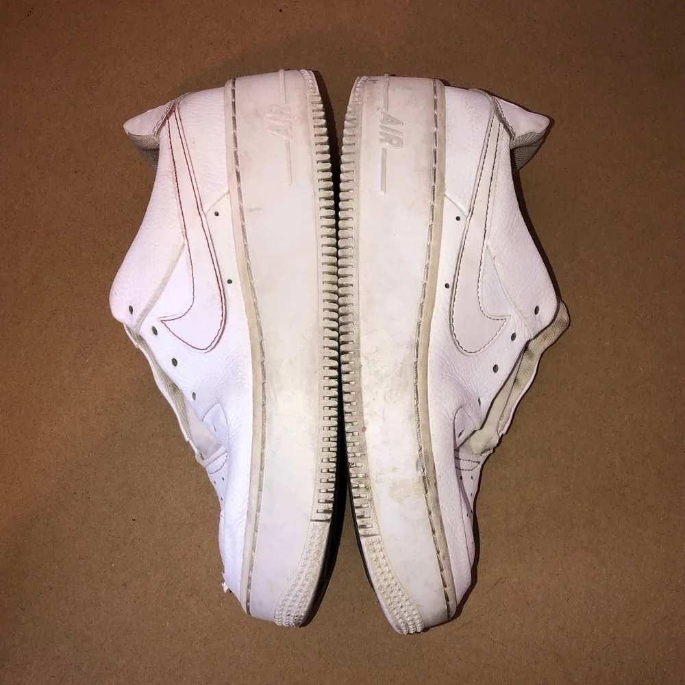 NIKE Women's Air Force 1 Sage Low Triple White Sneaker Size 6.5 White AR5339-100